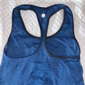 Lululemon tank top